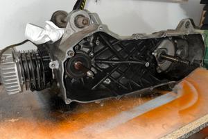 Carter F12 vergini con DR70 ghisa – mai lavorati