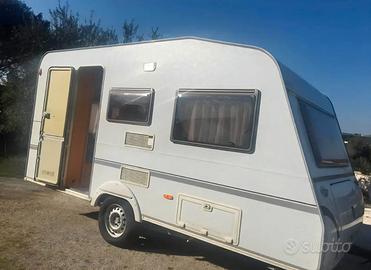 Roulotte Knaus Sport 400 LK (tv e satellitare)