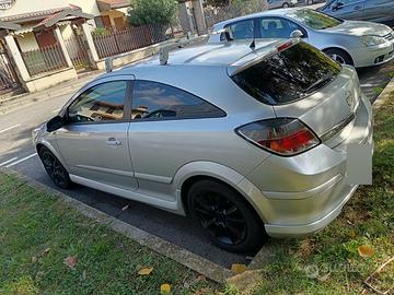 Opel astra gtc 