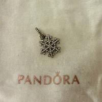 Charm Pandora Fiocco di Neve con Brillantini Lumin