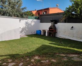 Ampio monolocale con porzione di giardino