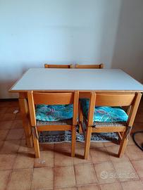 tavolo + 4 sedie cucina snaidero 