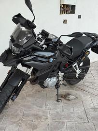 Bmw f750gs triple black