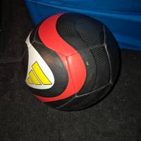 pallone calcio adidas predator 