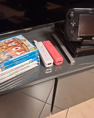 Nintendo Wii U con 5 giochi