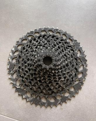 Cassetta Sram 52/10  e Shimano pedivelle Sram