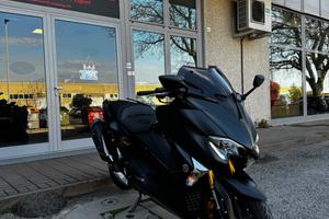 Yamaha TMAX 530 SX