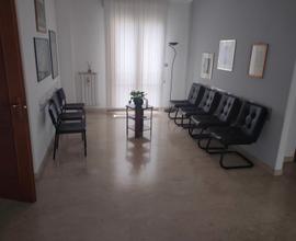 Studio medico affitta stanza via bombay 4
