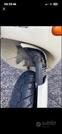 Vespa ET4 125 incidentata