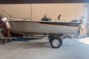 BARCA Buster S - Motore YAMAHA 25cv -carrello