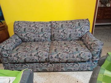 Divano 2 posti