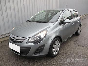 Opel Corsa - APERTI AD AGOSTO