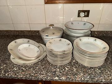 servizio piatti vintage