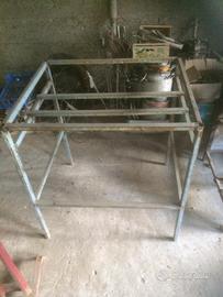 Telaio metallico per  macchina da banco