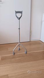 bastone stampella tripode
