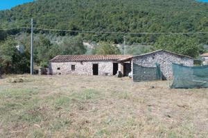 Fabbricato con ampliamento