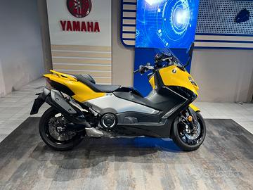 Yamaha T Max 560