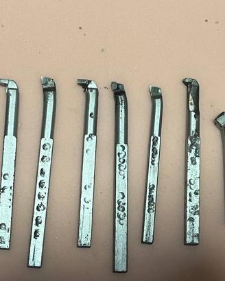 Set 14 Bareni per Tornio in Metallo Duro Carburo