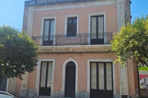Casa singola Centralissima Aci Sant'Antonio