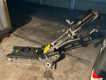 Montascale a cingoli Marca TGR