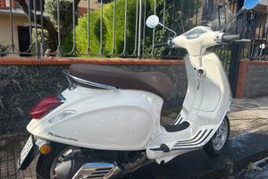 Piaggio vespa primavera 50cc. 4T