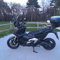 Honda xadv 750