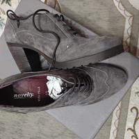 scarpe da donna tacchi e lacci Nr.35 NOVELTY 