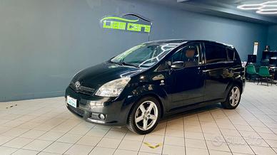 Toyota Corolla Verso 2.2 d-4d 177cv 5p.ti