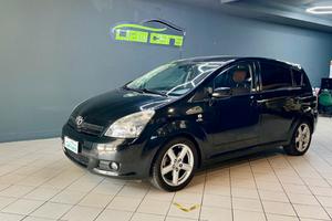 Toyota Corolla Verso 2.2 d-4d 177cv 5p.ti
