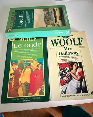 libri di Virginia Woolf e Joseph Conrad