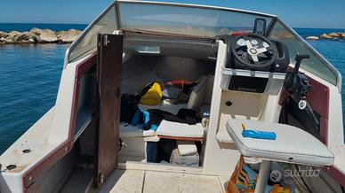 Barca Rio Cabin 600 Mercury Pro 40 CV No Patente