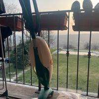 Aspirapolvere folletto VK130