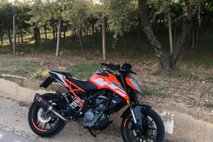 KTM Duke 125