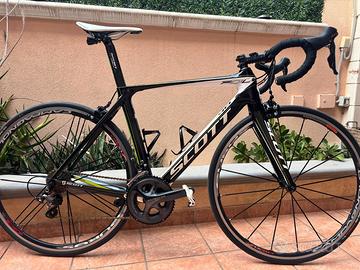 Bicicletta da corsa scott foil 40