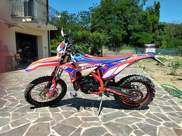 Beta ENDURO / CROSS 300 RR
