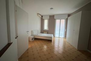 Camere singole zona Loreto