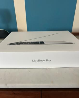 MacBook Pro 13” 2016