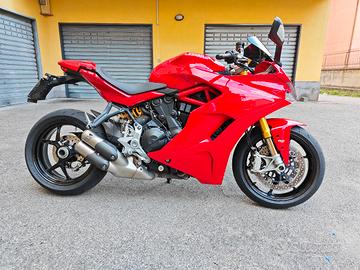 Ducati Supersport S 939 RED
