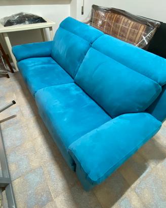 Divano pagato 2.500 euro