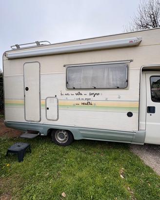 camper mansardato