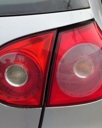 Fanale posteriore dx VOLKSWAGEN GOLF 5 2004