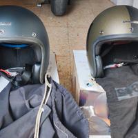 BMW caschi Bowler nero e serie speciale 90
