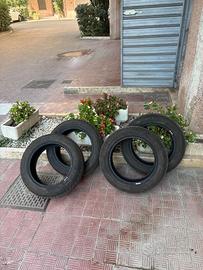 4 gomme come nuove 
