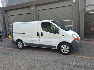 Renault Trafic 1900 dci