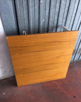 Tavolino a scomparsa pieghevole