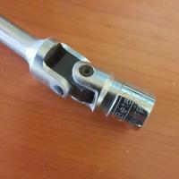 BETA - Chiave a T con Bussola Esagonale Snodata 14