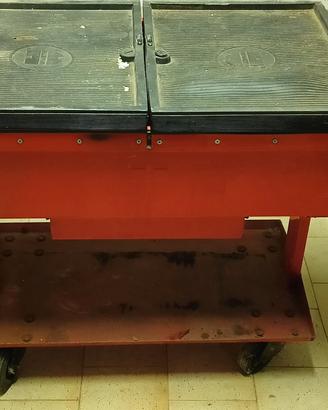 Carrello portattrezzi