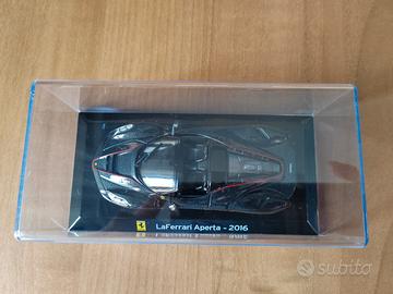 Ferrari LaFerrari aperta 