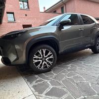 Toyota Yaris Cross 2022  doppio set di cerchi