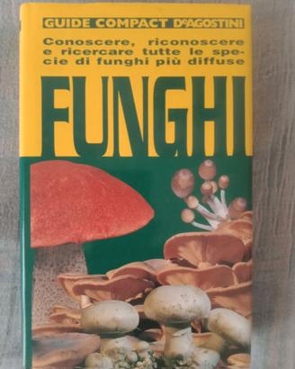 Funghi guida completa de agostini